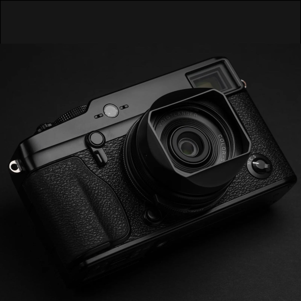 SquareHood - Voigtlander X 27mm f2 / 18mm f2.8
