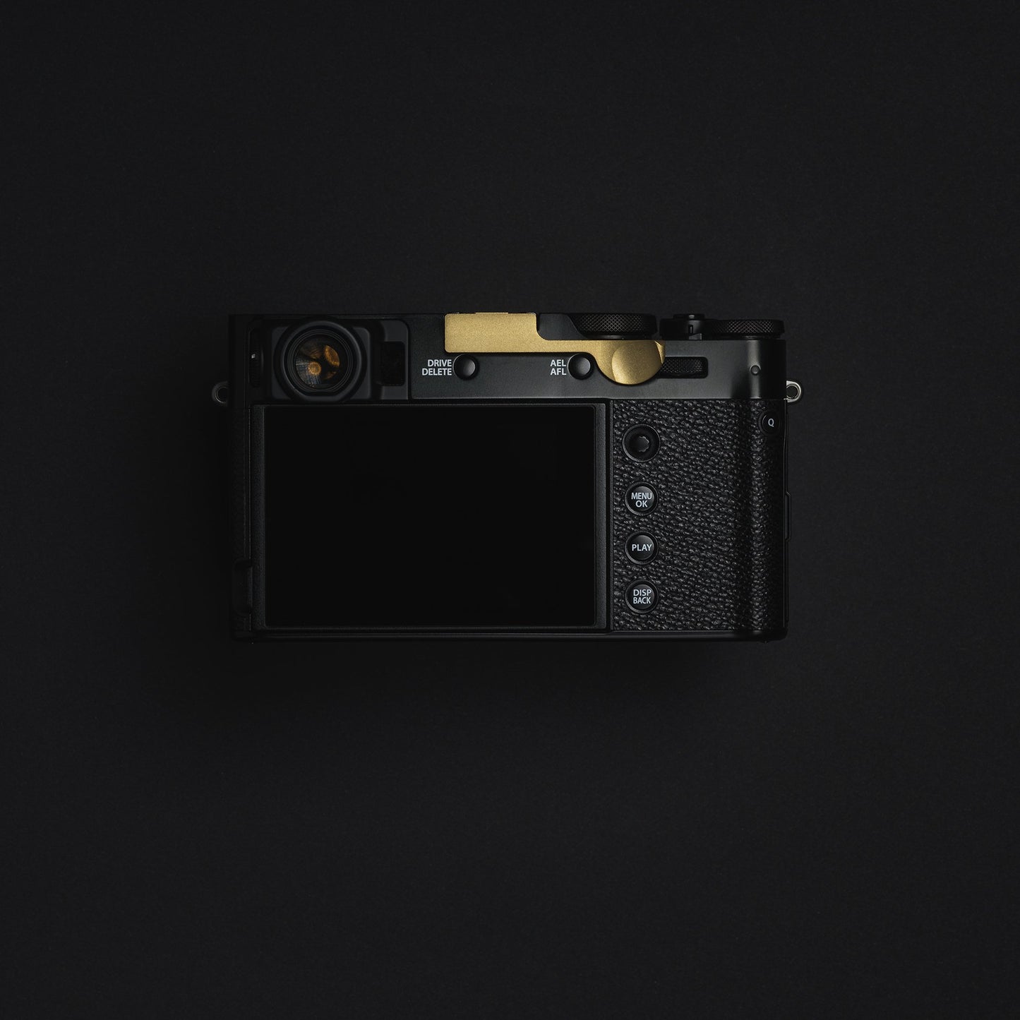 SquareHood Thumb Grip for Fuji X100V - The Usual