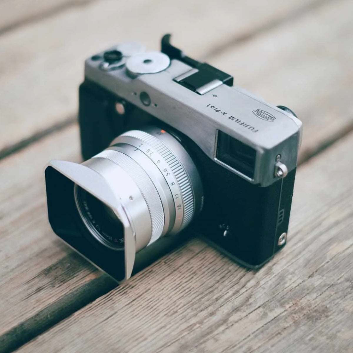 SquareHood Model V for Fujifilm XF 23mm / 35mm f2 - The Usual