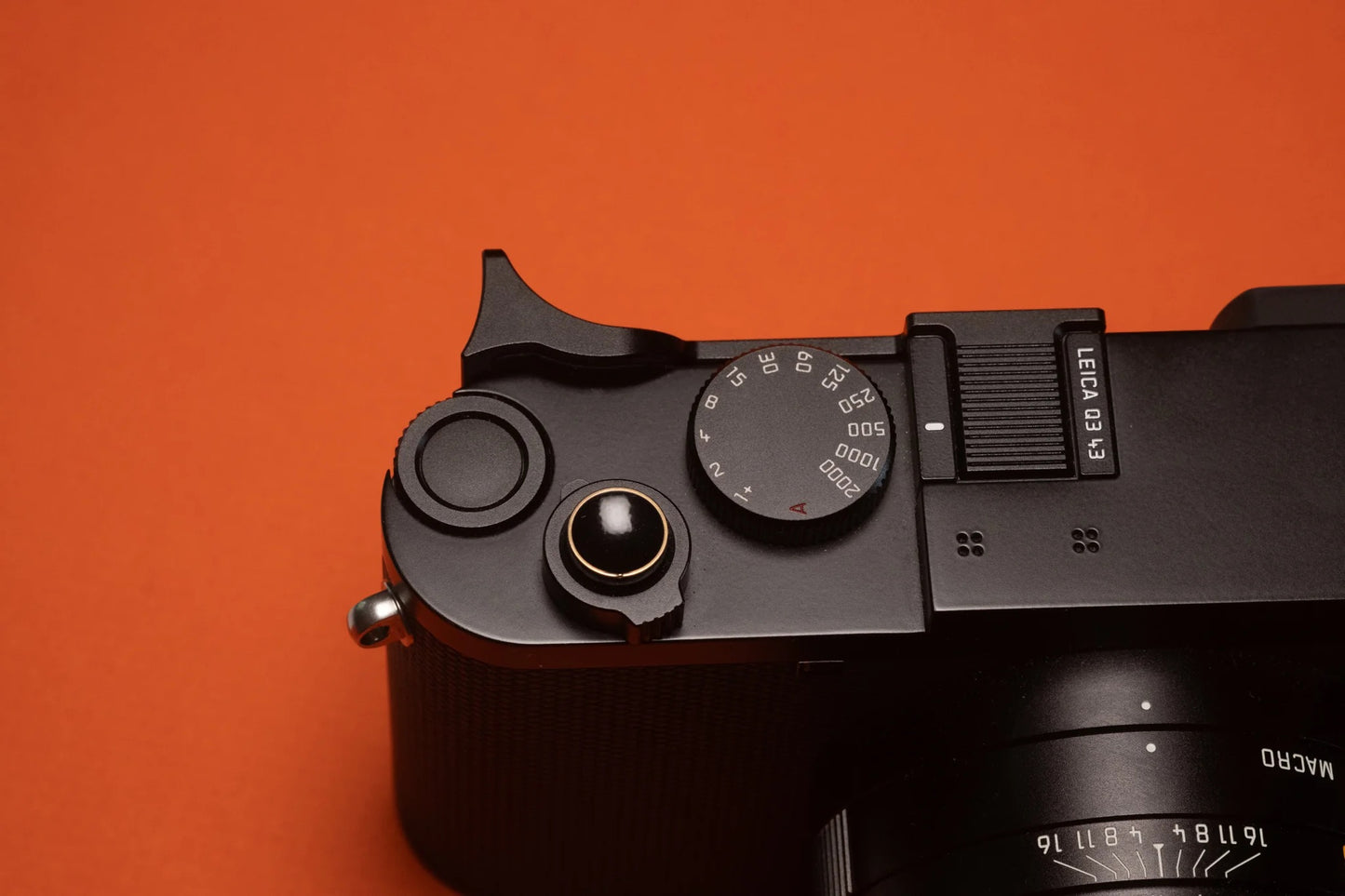 SquareHood Thumb Grip for Leica Q3 - Q3 43
