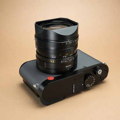 SquareHood for Leica Q3 43