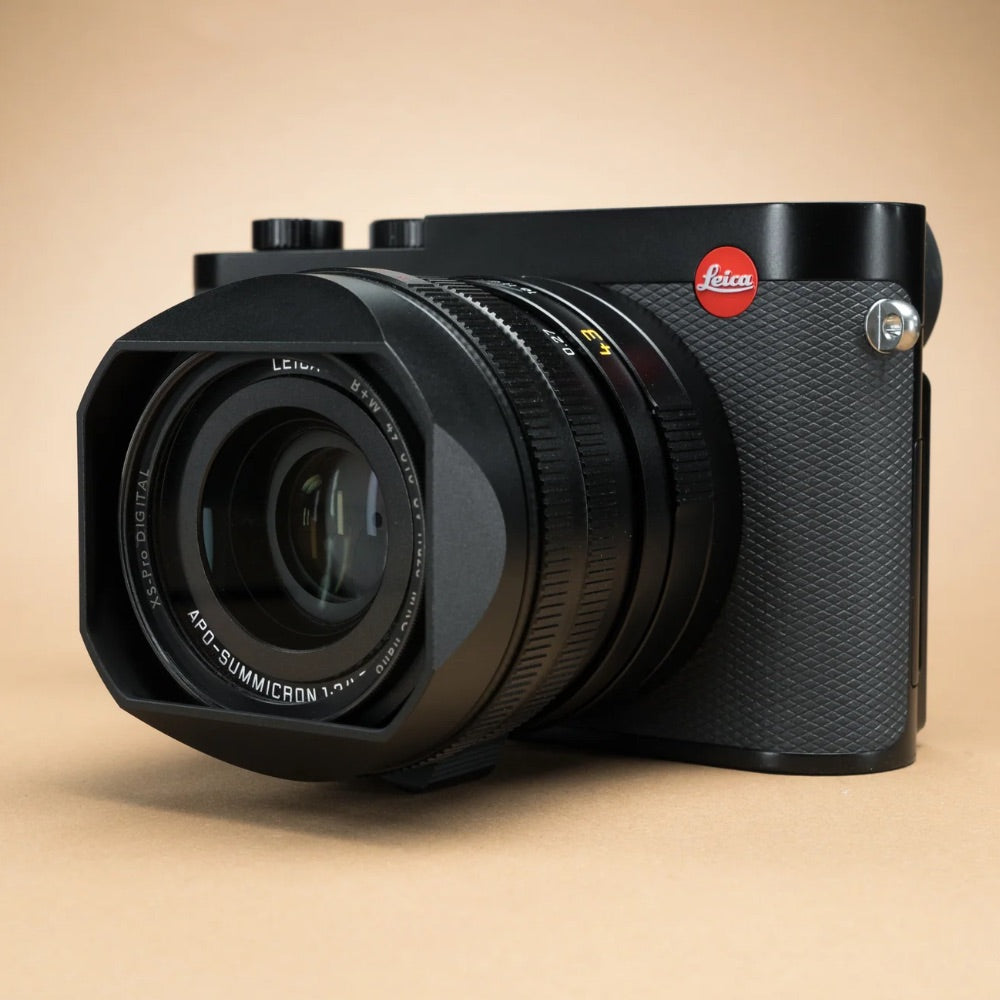 SquareHood for Leica Q3 43