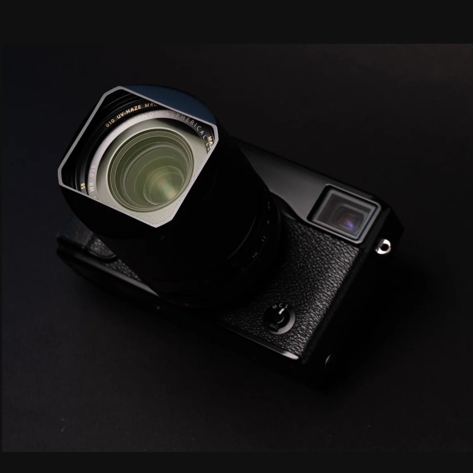 SquareHood Lens Hood for Fujifilm XF 33 / 23mm f1.4 R LM WR