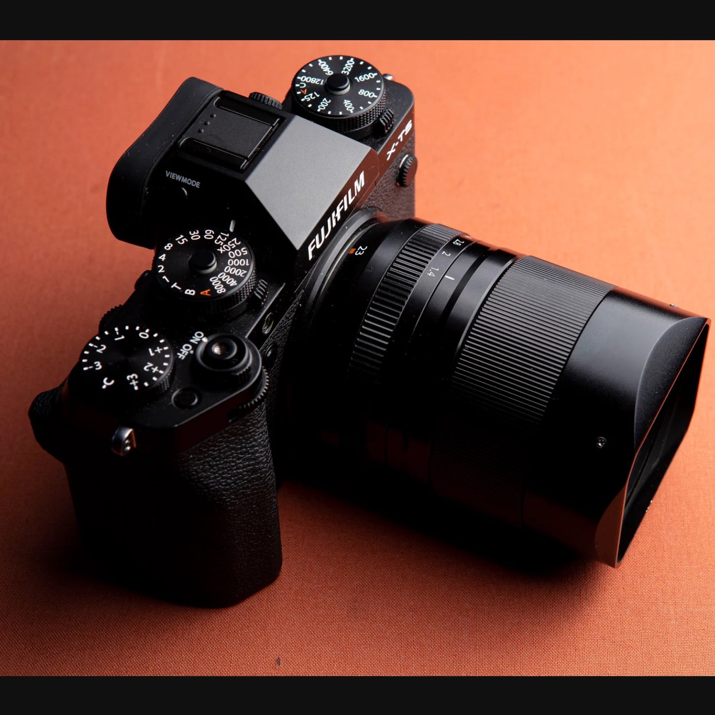 SquareHood Lens Hood for Fujifilm XF 33 / 23mm f1.4 R LM WR